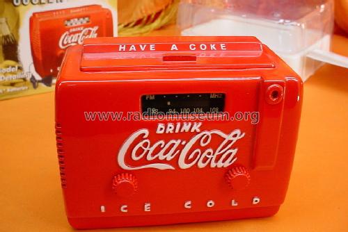 Cooler Radio ; Coca-Cola (ID = 1569489) Radio