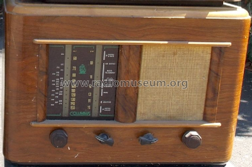 Derby 46; Columbus Brand; (ID = 2815820) Radio