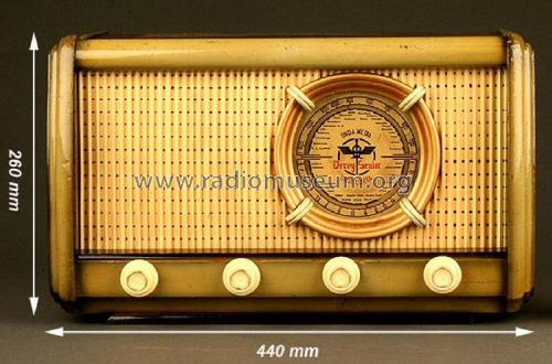 Dervy Senior 29; Comercial Radio (ID = 1893318) Radio