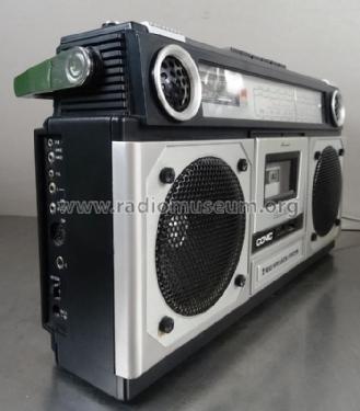 UKW/MW/KW/LW Stereo Radio-Recorder 2 Way Speaker System; Conic International (ID = 1704930) Radio