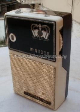 2 Transistors Boy's Radio ; Windsor Industries, (ID = 761737) Radio