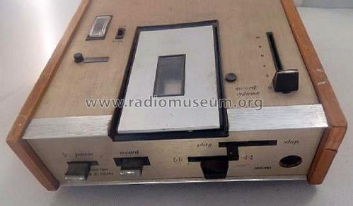 K-8500 ; Cosmo S.A., (ID = 3130550) R-Player