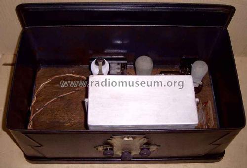 Melody Maker 1930 Battery; Cossor, A.C.; London (ID = 1544996) Radio