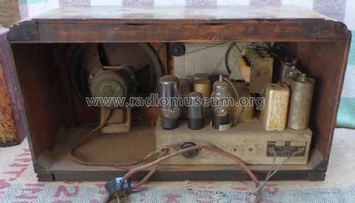 66BC; Courtenay Brand; (ID = 3030323) Radio
