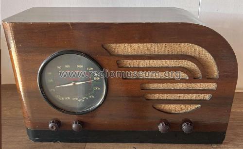 85; Courtenay Brand; (ID = 3129636) Radio