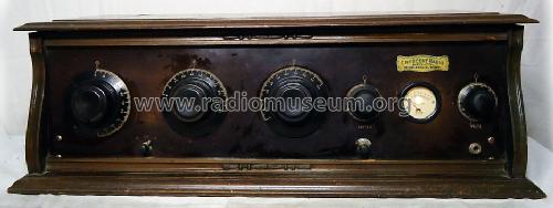 Crescent 3-Dialer ; Crescent Radio Mfg. (ID = 1472121) Radio