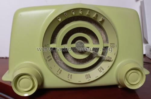11-105U Ch= 301; Crosley Radio Corp.; (ID = 2796342) Radio