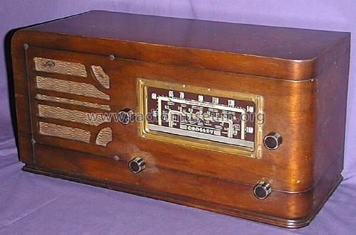 24 AJ ; Crosley Radio Corp.; (ID = 538185) Radio