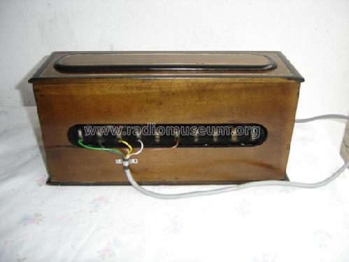 4-29 ; Crosley Radio Corp.; (ID = 1489960) Radio