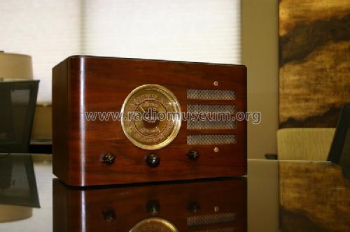 517 Fiver DeLuxe Compact ; Crosley Radio Corp.; (ID = 1560184) Radio