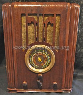 F-716 ; Amrad Corporation; (ID = 2273133) Radio