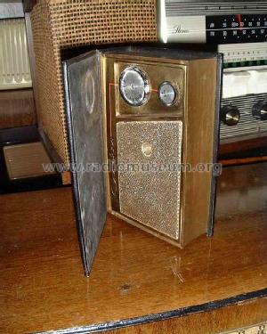 JM8BK 'Enchantment' Ch= R 102; Crosley Radio Corp.; (ID = 281797) Radio