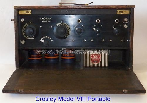 Portable VIII ; Crosley Radio Corp.; (ID = 1535384) Radio