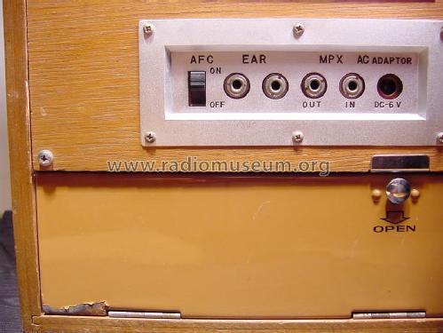 14-Transistor FM/AM 4-Band Radio TRF-1400L; Crown Radio Corp.; (ID = 812377) Radio