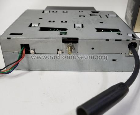 CZ-310; Crown Radio Corp.; (ID = 2871845) Car Radio