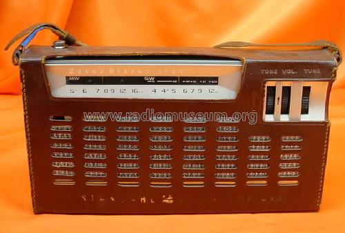 Hi-Fi 2 Speaker Deluxe - 2 Band 8 Transistor SR-H501; Standard Radio Corp. (ID = 1691661) Radio