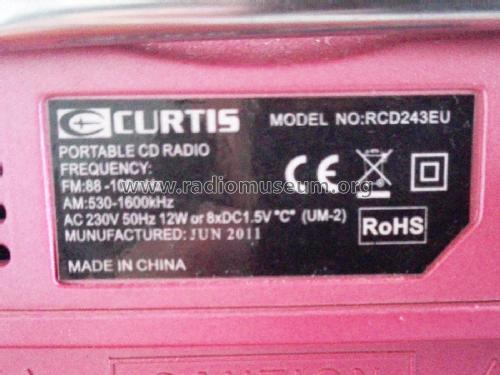 Portable AM/FM CD Player RCD243EU; Curtis International (ID = 2526038) Radio
