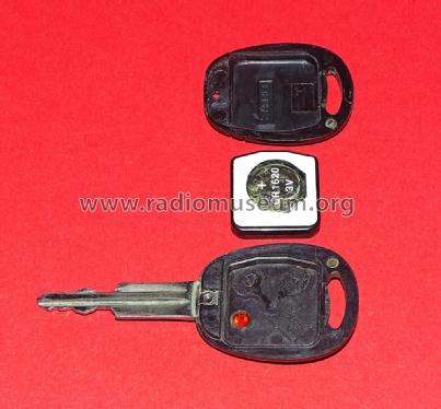 Remote Car Key RK-700S; Daewoo Electronics (ID = 3081232) Altri tipi