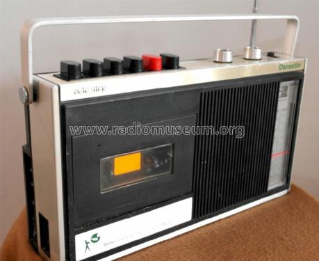 Mains-Battery Radio Cassette Recorder DCT 250; Dansette Products (ID = 1223846) Radio