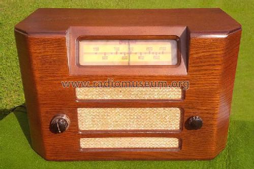 D666 ; De Forest DeForest (ID = 2159540) Radio