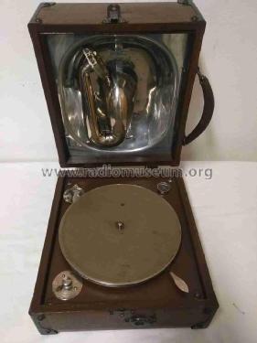 Junior Portable ; Decca Brand, Samuel (ID = 2488058) TalkingM
