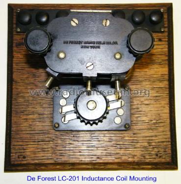 Mounted Triple Coil Mounting LC-201 ; DeForest Radio (ID = 1009759) Radio part