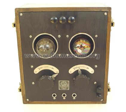 Two-Stage Amplifier Type DT-800; DeForest Radio (ID = 2377078) Verst/Mix