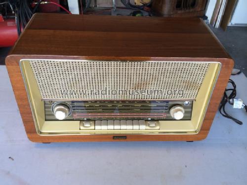 PB-741 ; Delmonico; Long (ID = 1712459) Radio