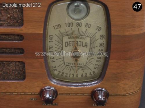 212 ; Detrola; Detroit MI (ID = 243970) Radio