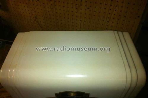 139E ; Detrola; Detroit MI (ID = 1485493) Radio