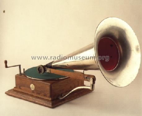 Schwenkstabtrichter-Grammophon ; Deutsche Grammophon- (ID = 1316276) TalkingM