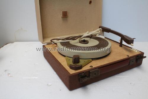 Polydor Plattenspielkoffer unbekannt; Deutsche Grammophon- (ID = 1840299) R-Player
