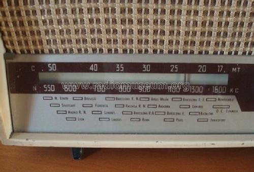 305; de Wald; Barcelona (ID = 1405459) Radio