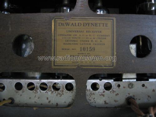 551 Dynette Universal Receiver ; DeWald Radio Mfg. (ID = 1311852) Radio