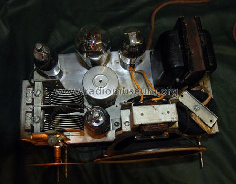 KAD-1747 'Chest' ; DeWald Radio Mfg. (ID = 1229854) Radio