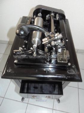 Shaving Machine 10 S; Dictaphone Co.; New (ID = 1707804) Misc