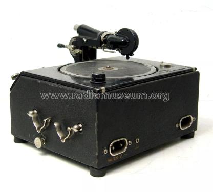 Kosmograph ; Diktiermaschinenfabr (ID = 3085526) R-Player