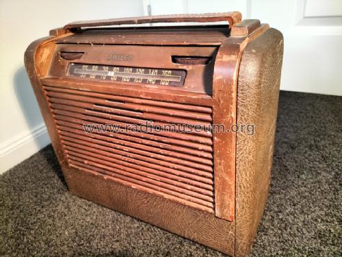 Philco 350; Dominion Radio & (ID = 2713590) Radio