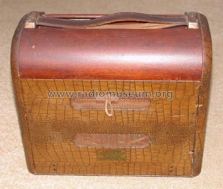 Philco 353; Dominion Radio & (ID = 2948512) Radio