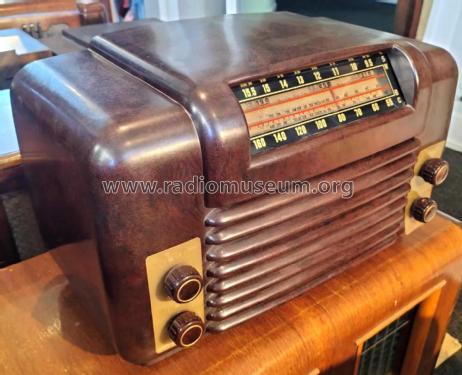 Philco 521; Dominion Radio & (ID = 3096268) Radio