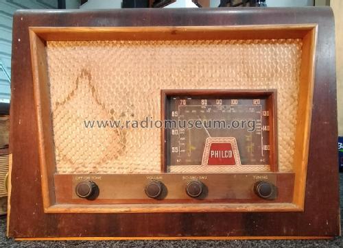 Philco 523; Dominion Radio & (ID = 2904940) Radio