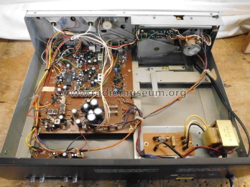 C 810; Dual, Gebr. (ID = 2101477) Sonido-V