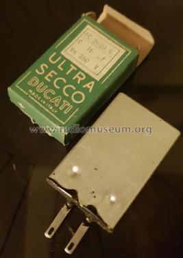 Condensatore elettrolitico ultra secco - Electrolytic Capacitor Serie EC20..; Ducati, SSR Società (ID = 2628479) Radio part
