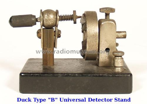 Universal Detector Stand Type B; Duck Co., J.J. and (ID = 1980758) Radio part