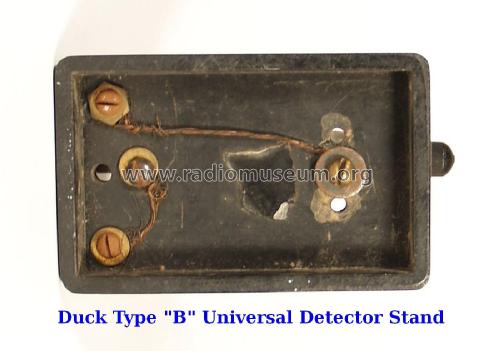 Universal Detector Stand Type B; Duck Co., J.J. and (ID = 1980763) Radio part