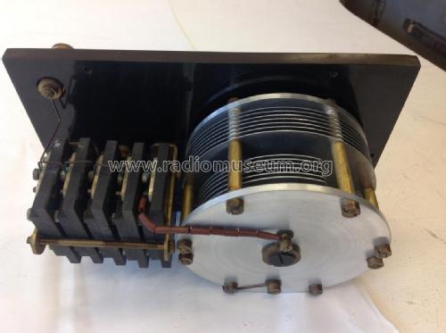 Boîte de condensateur ; Ducretet -Thomson; (ID = 2214700) mod-pre26