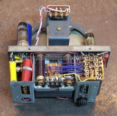 D1935V ; Ducretet -Thomson; (ID = 1778187) Car Radio