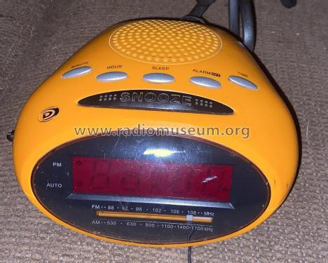 AM/FM Digital Clock Radio CR-500; Durabrand Wal-Mart; (ID = 2911047) Radio