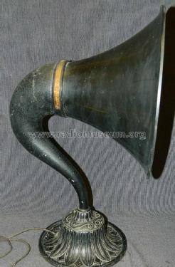 Horn Speaker 14' Bell; Duro Metal Products (ID = 1521148) Speaker-P