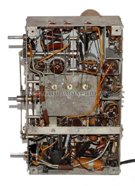 V54; Dux Radio AB; (ID = 2890985) Radio